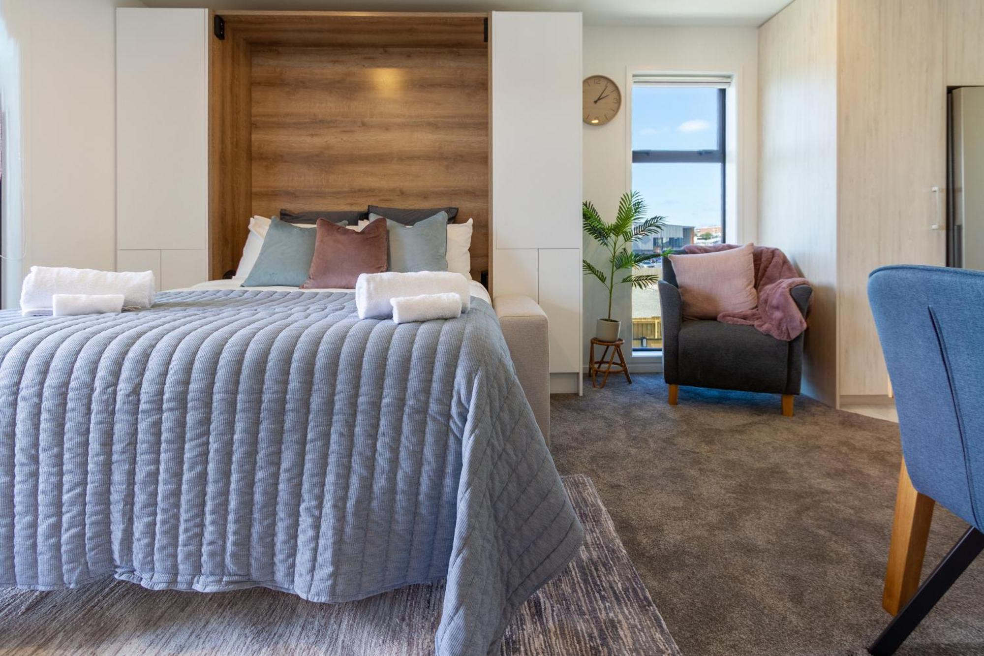 Studio Bliss: Explore From Wilmer St Christchurch Buitenkant foto