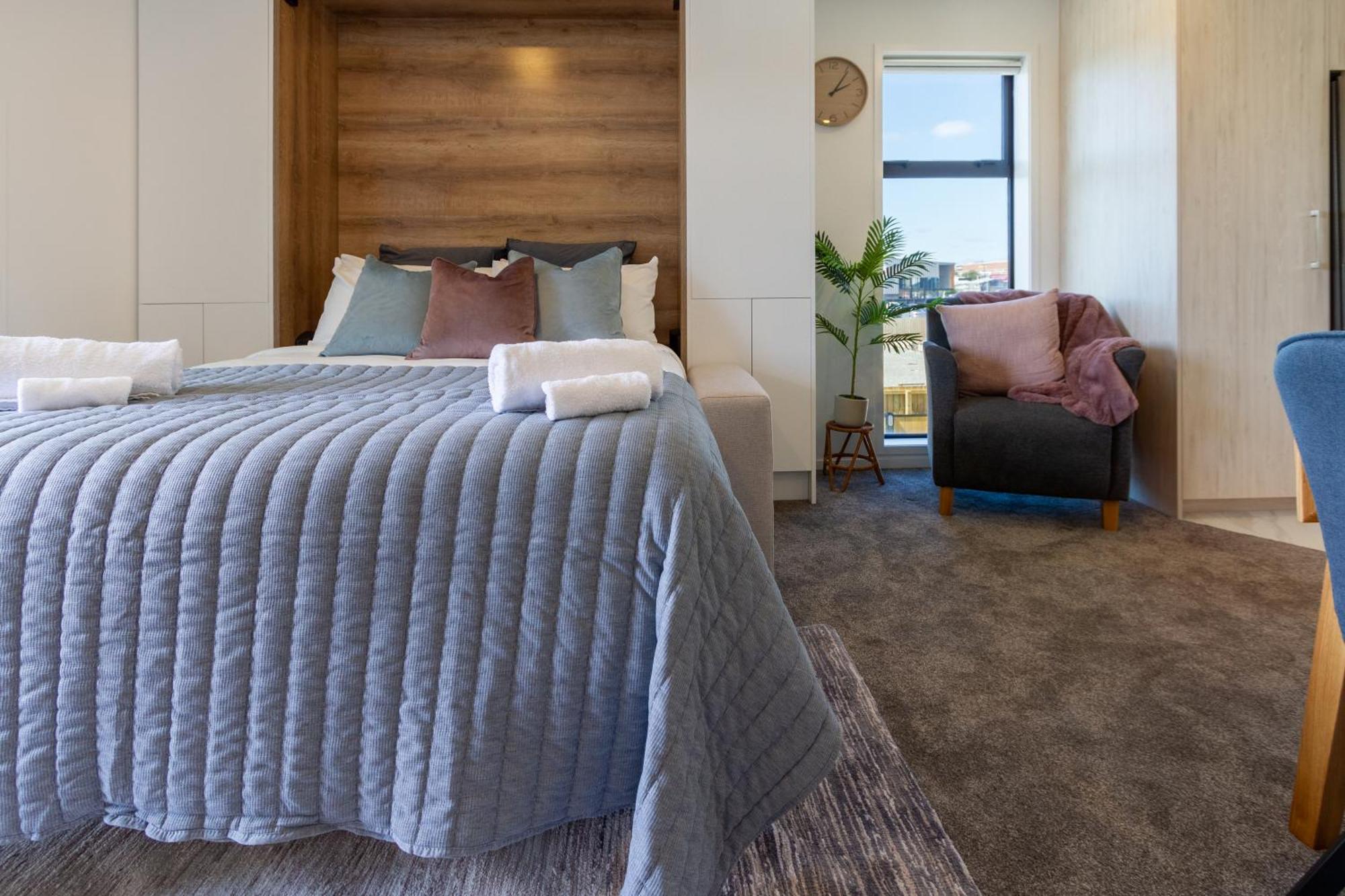 Studio Bliss: Explore From Wilmer St Christchurch Buitenkant foto
